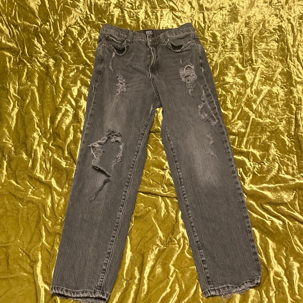 size 28 bdg jeans